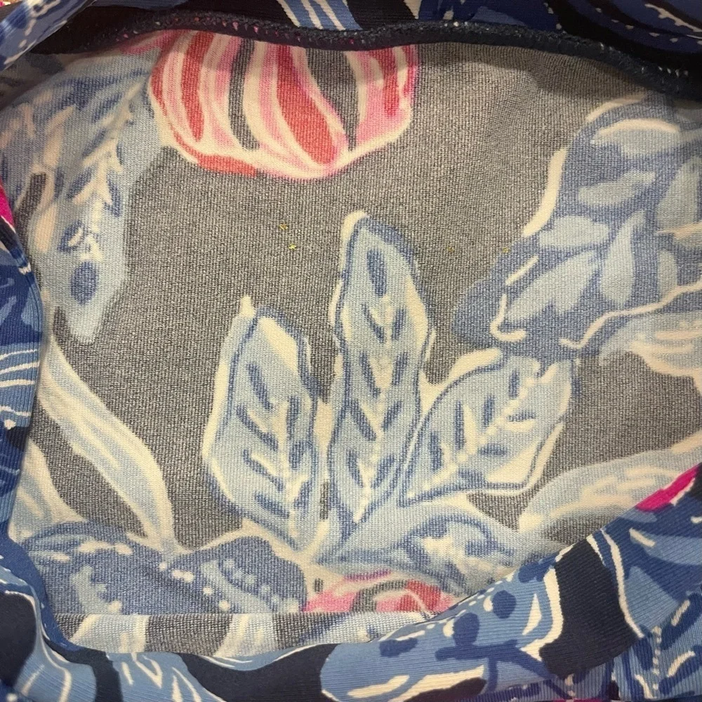 Girl’s Lilly Pulitzer Bobby Rashguard Low Tide Navy It’s Ofishell 12/14 See Desc
